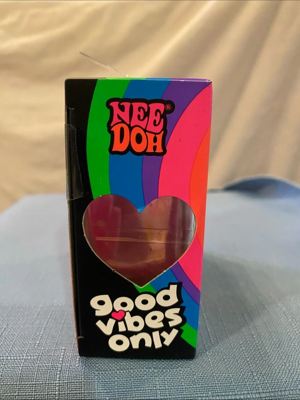 NEEDOH Heart Stay Groovy Good Vibes Only Pink Glitter Heart Squishy Toy NEW - Picture 3 of 3
